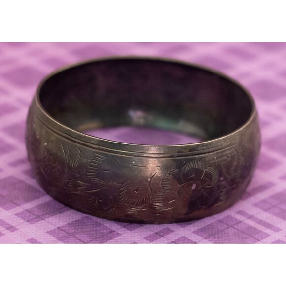 Vintage Silver Tone Antique Floral Engravings Bangle Bracelet 8 inch - V2 - Picture 2 of 4
